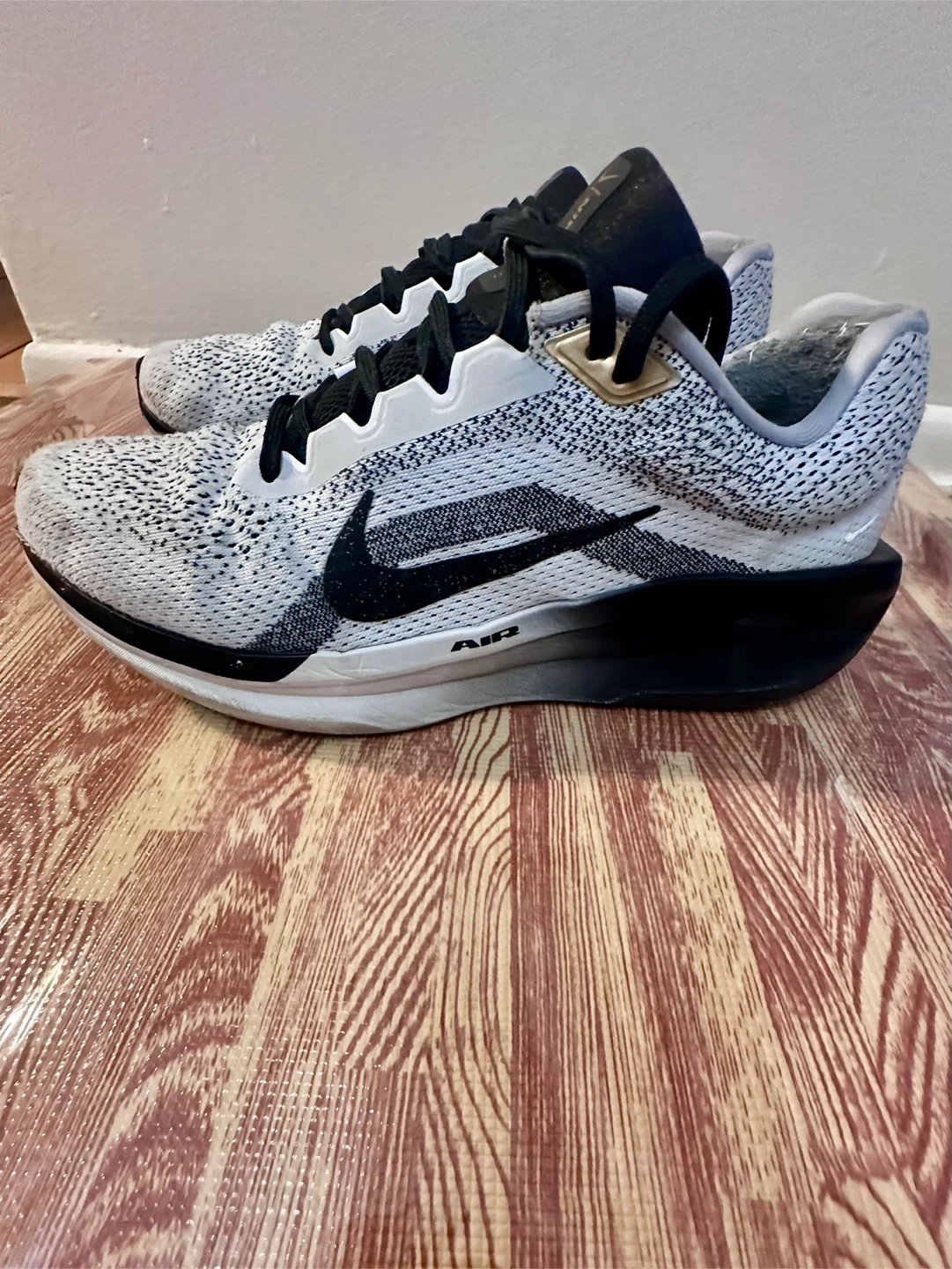 Nike Zoom Air Running Shoes - Size 11 - photo 5