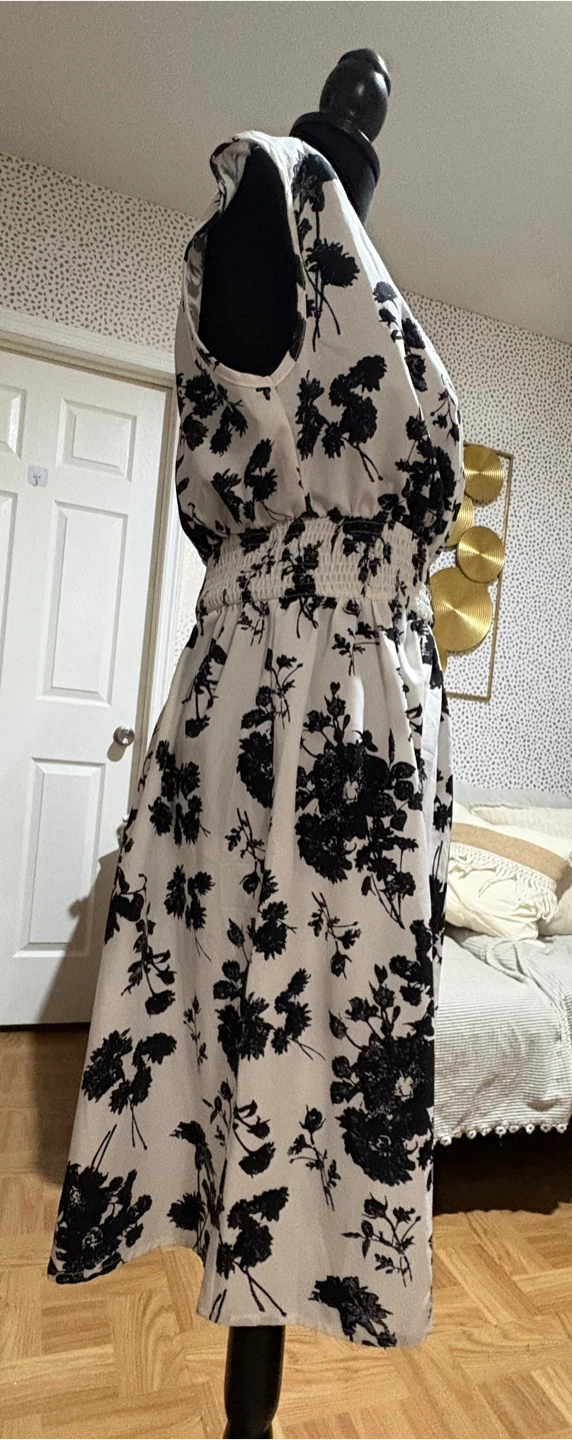 Shein Floral Dress - Size L - photo 2