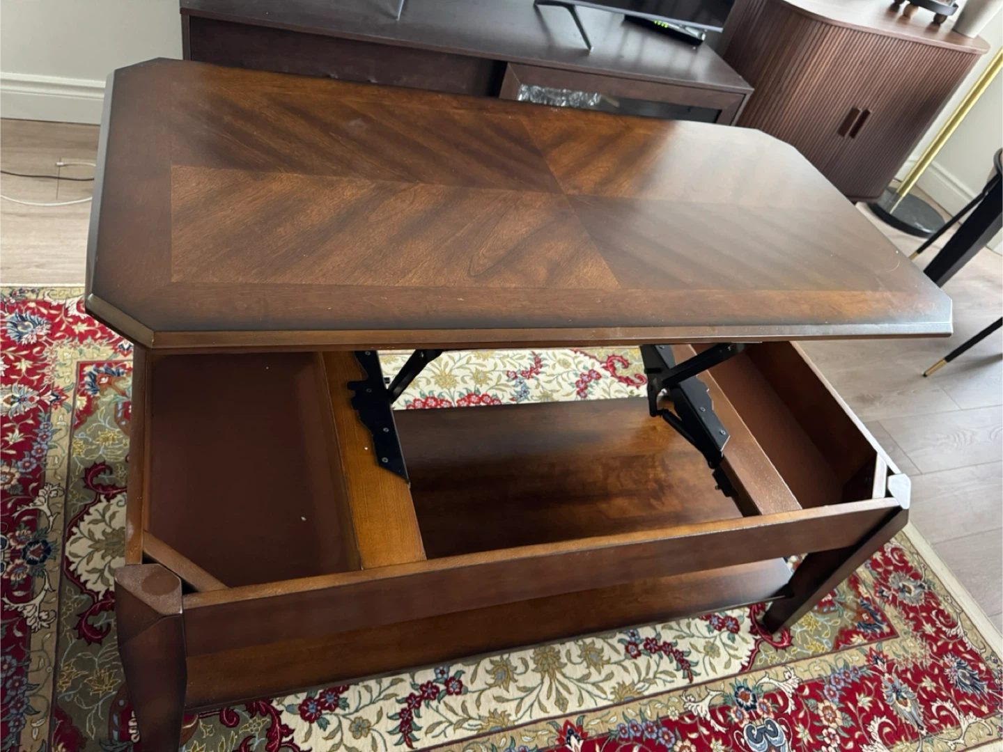 Wooden Lift-Top Coffee Table - photo 5