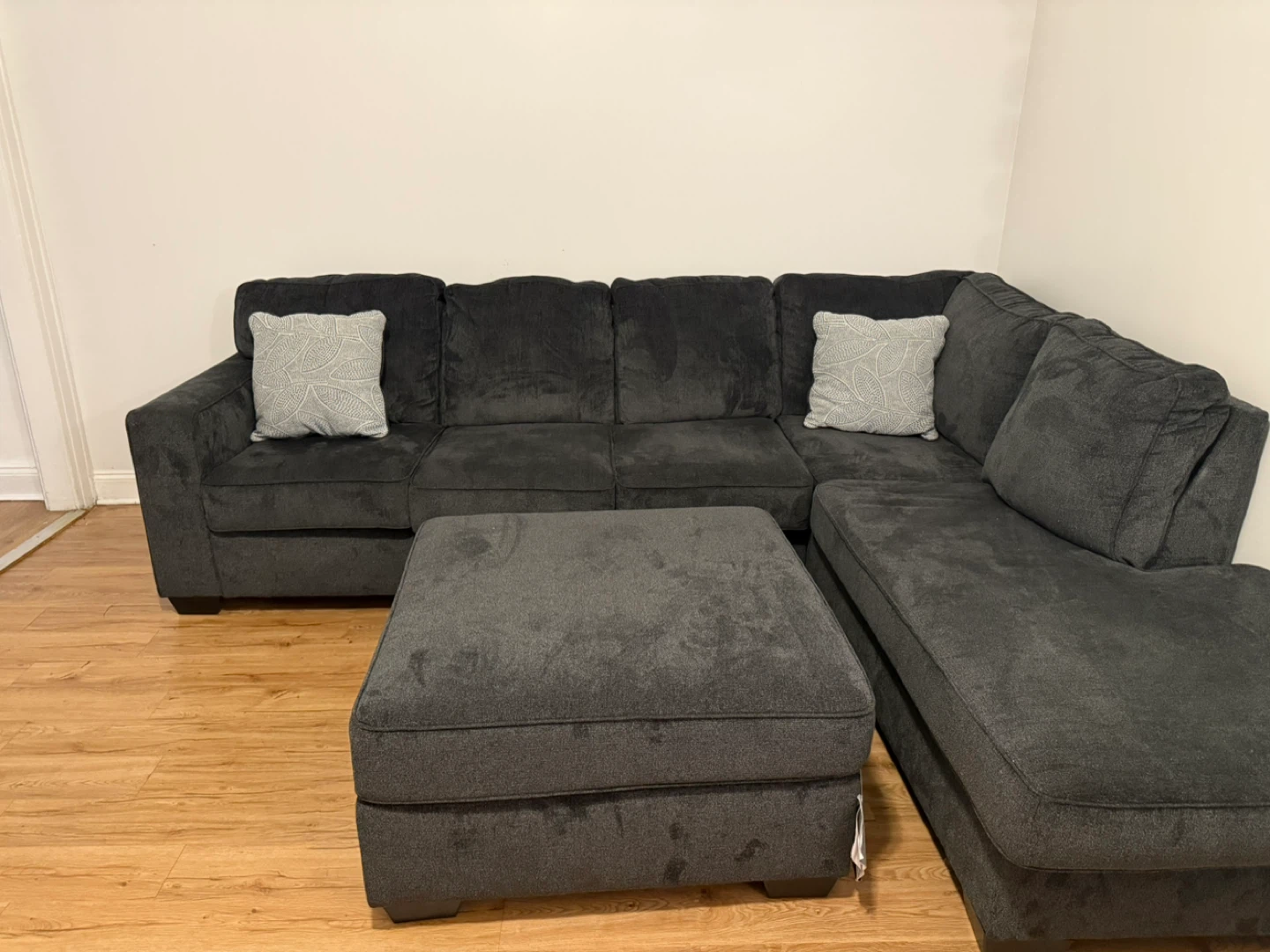 Gray Sectional Couch with Ottoman