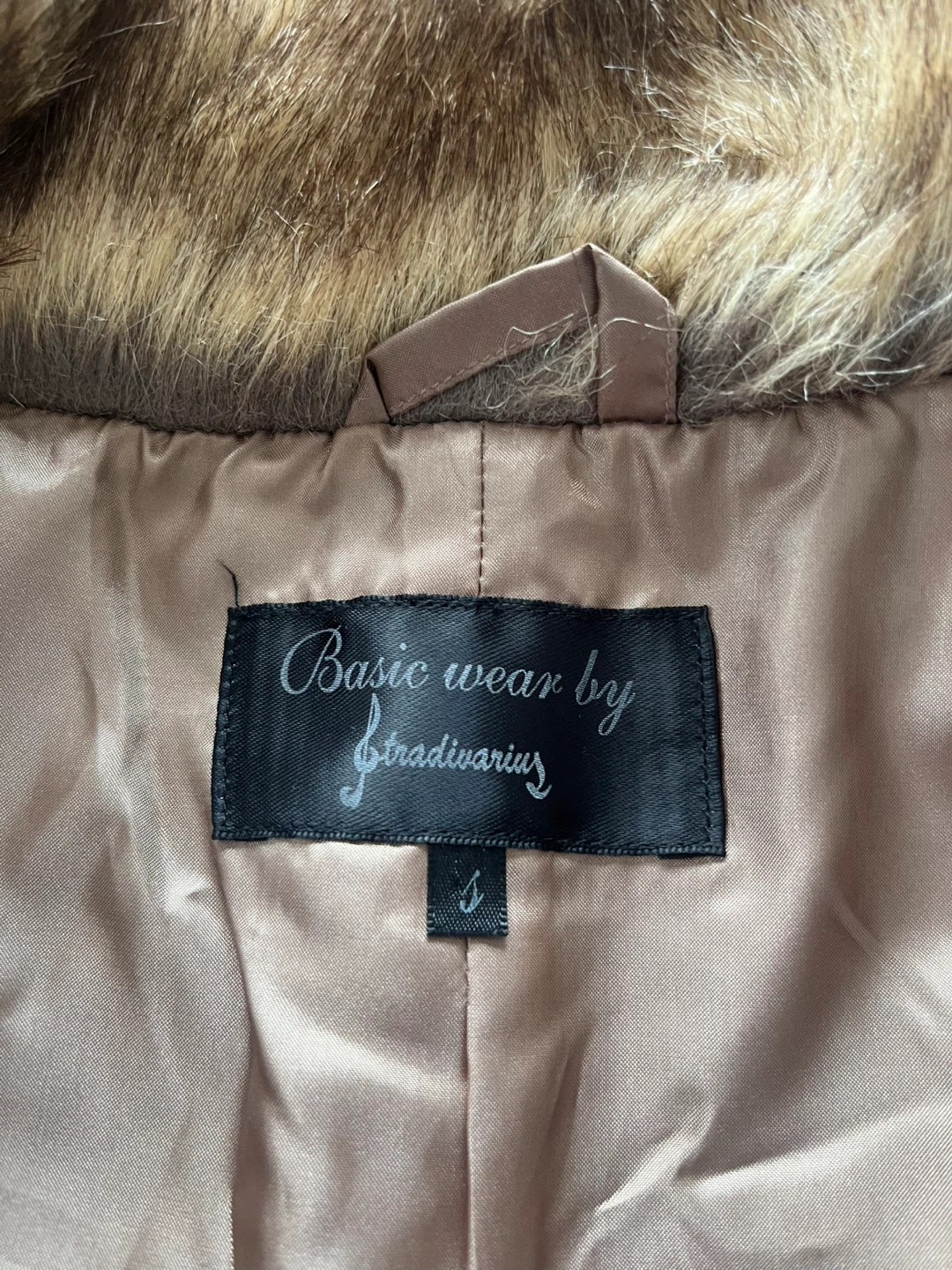 Stradivarius Faux Fur Jacket, Size S - photo 4