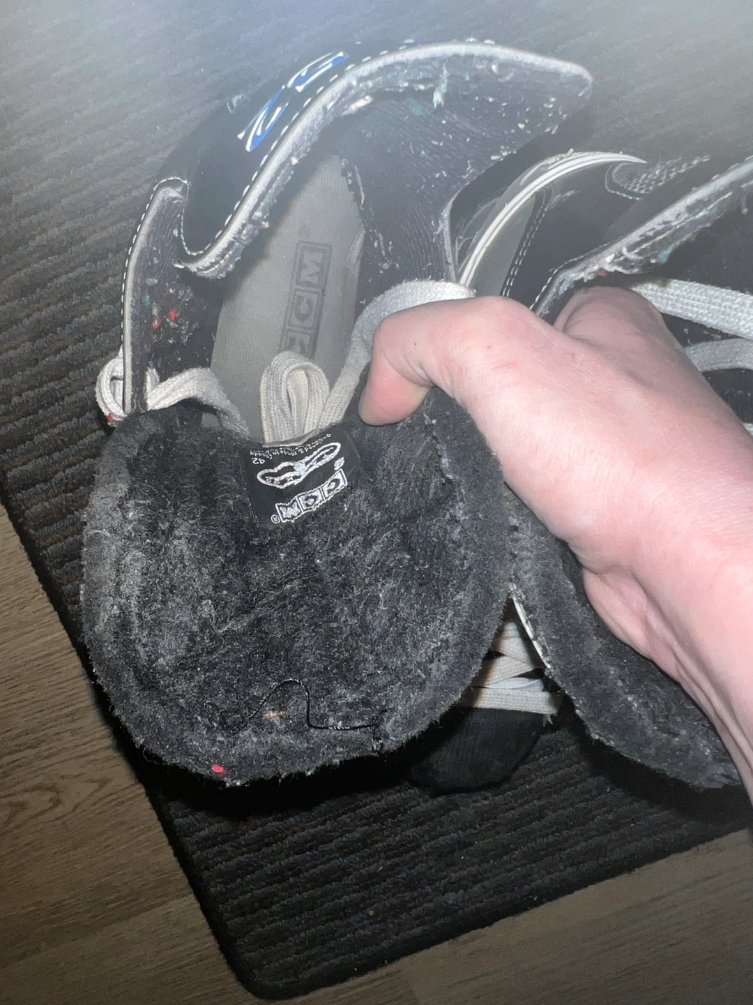 CCM 4 Tacks Ice Hockey Skates - Size 8 Men’s - photo 4