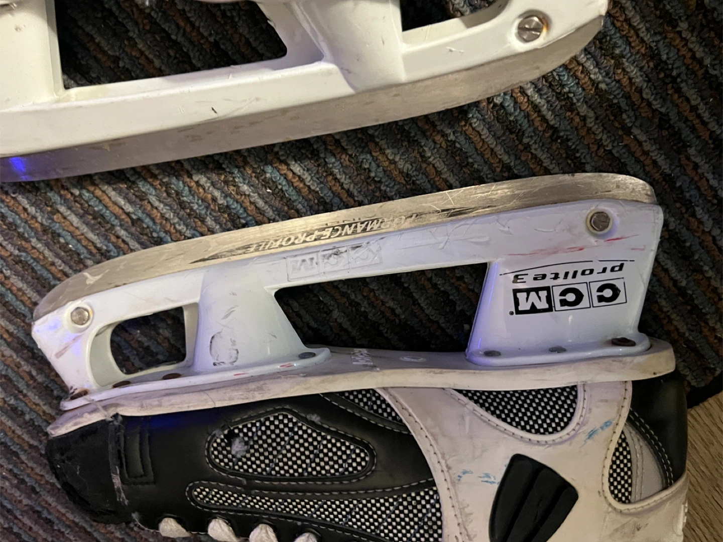 CCM 4 Tacks Ice Hockey Skates - Size 8 Men’s - photo 3