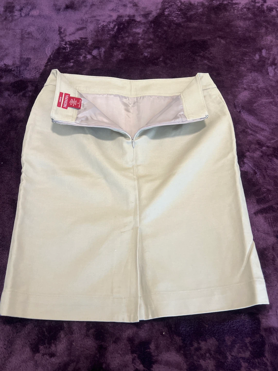 Merona Size 6 Beige Skirt