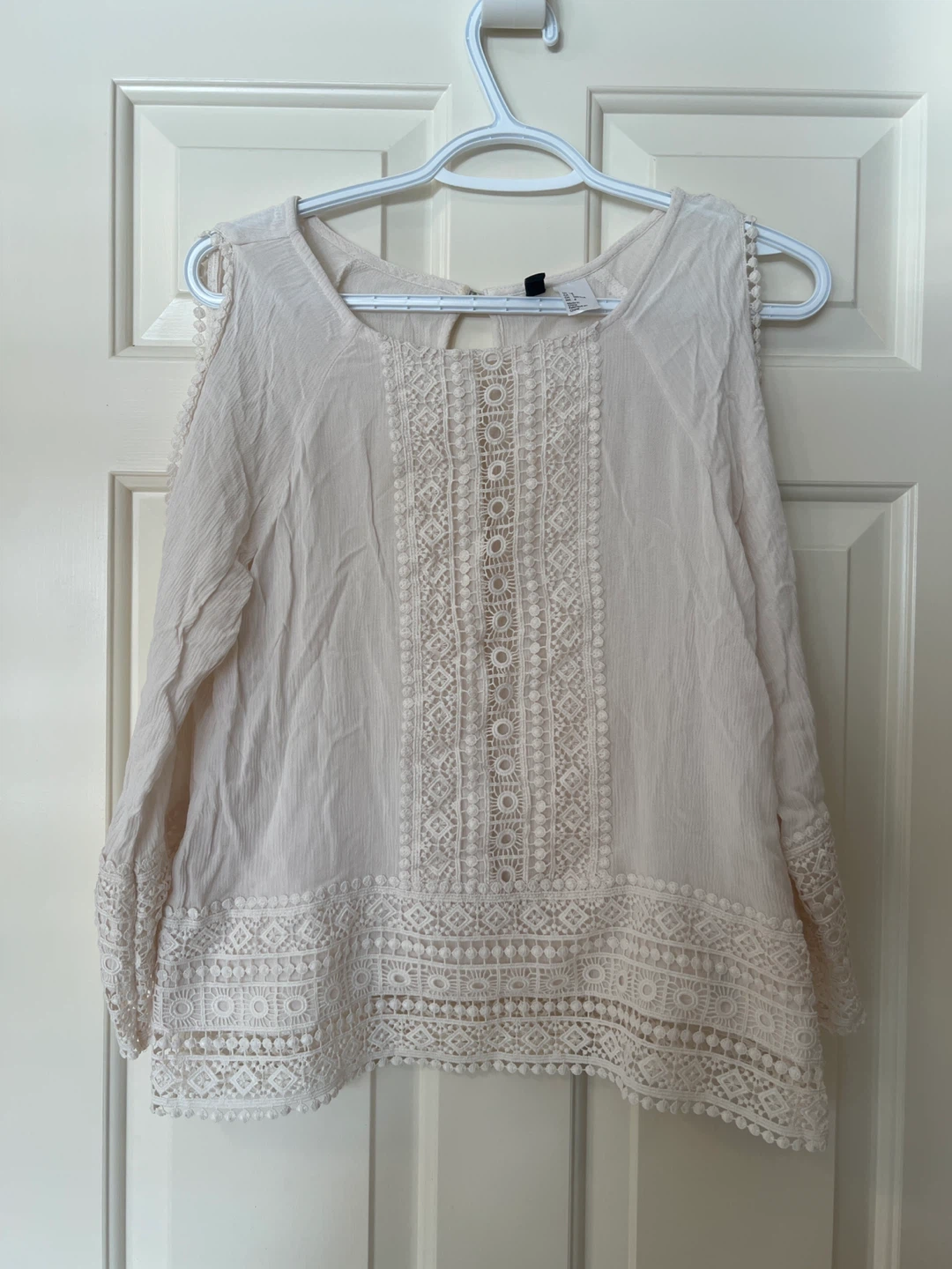 H&M Divided Cream Lace Blouse - Size 6