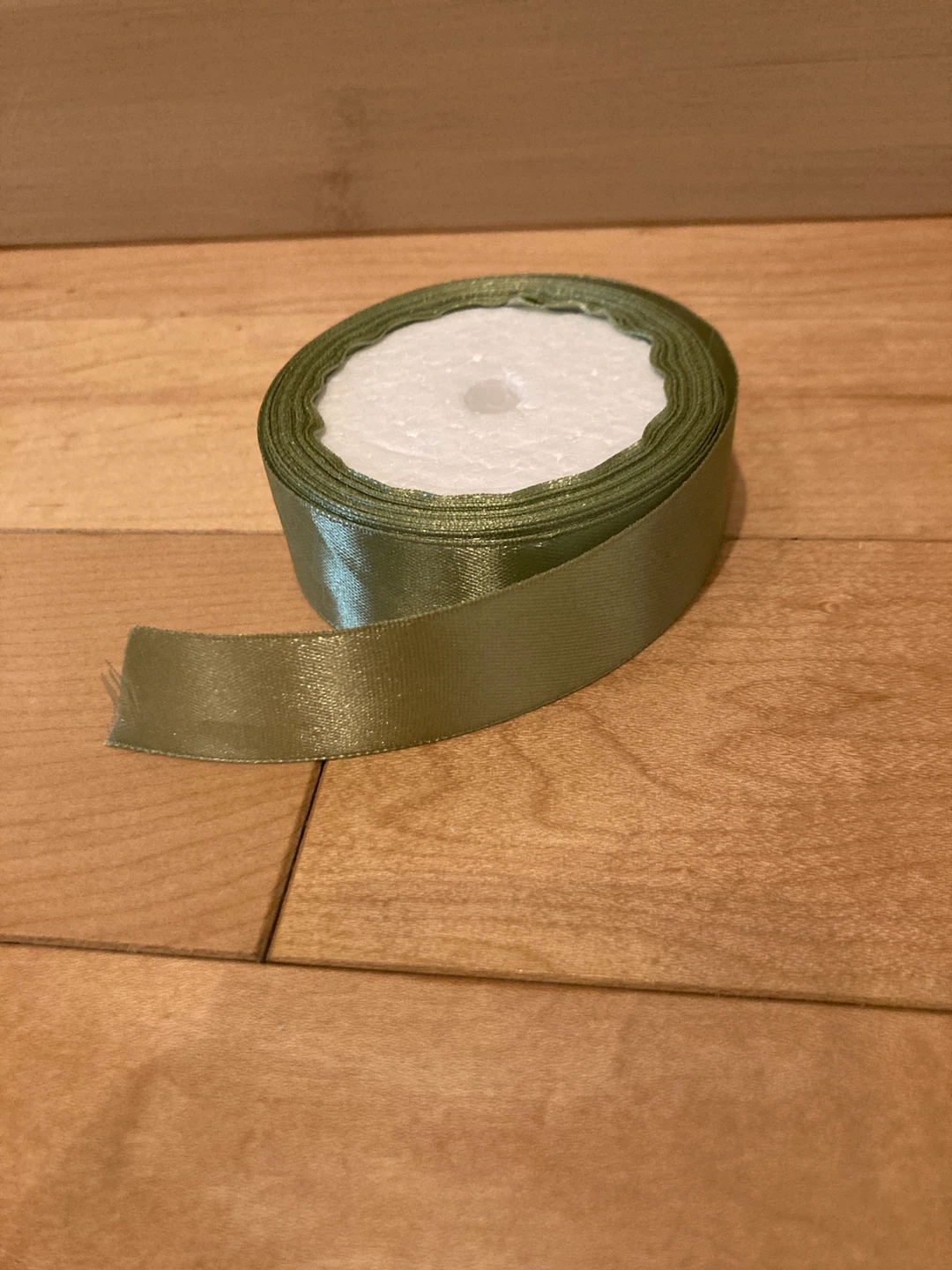 Craft Ribbon - White and Olive Green - photo 5