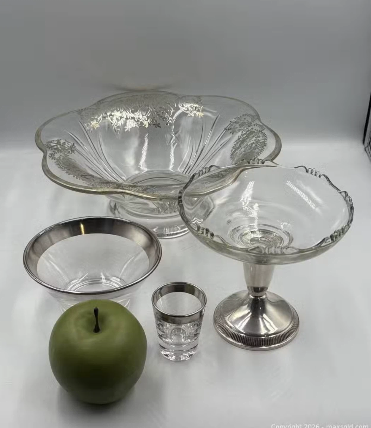 Silver Trim Glass Bowl Set