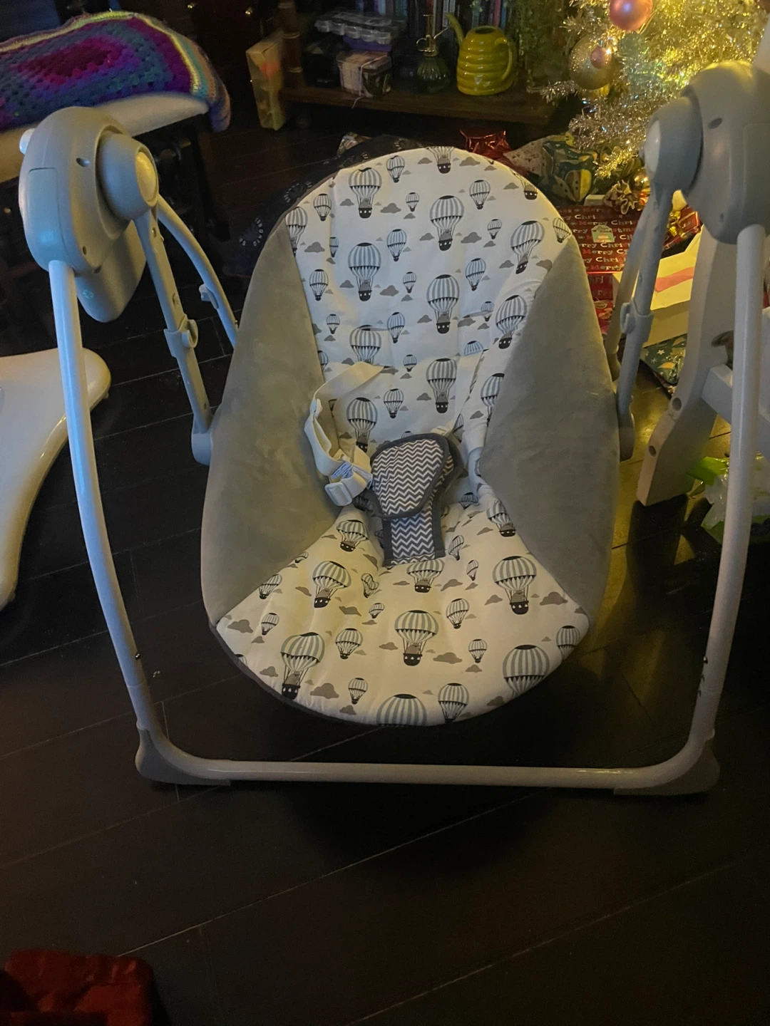 Kinderkraft Baby Swing