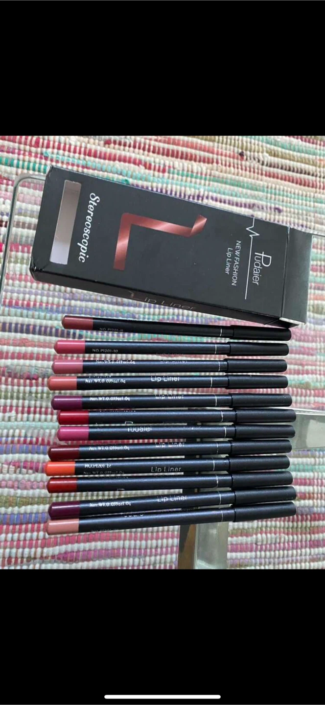 Pudaier Stereoscopic Lip Liner Set
