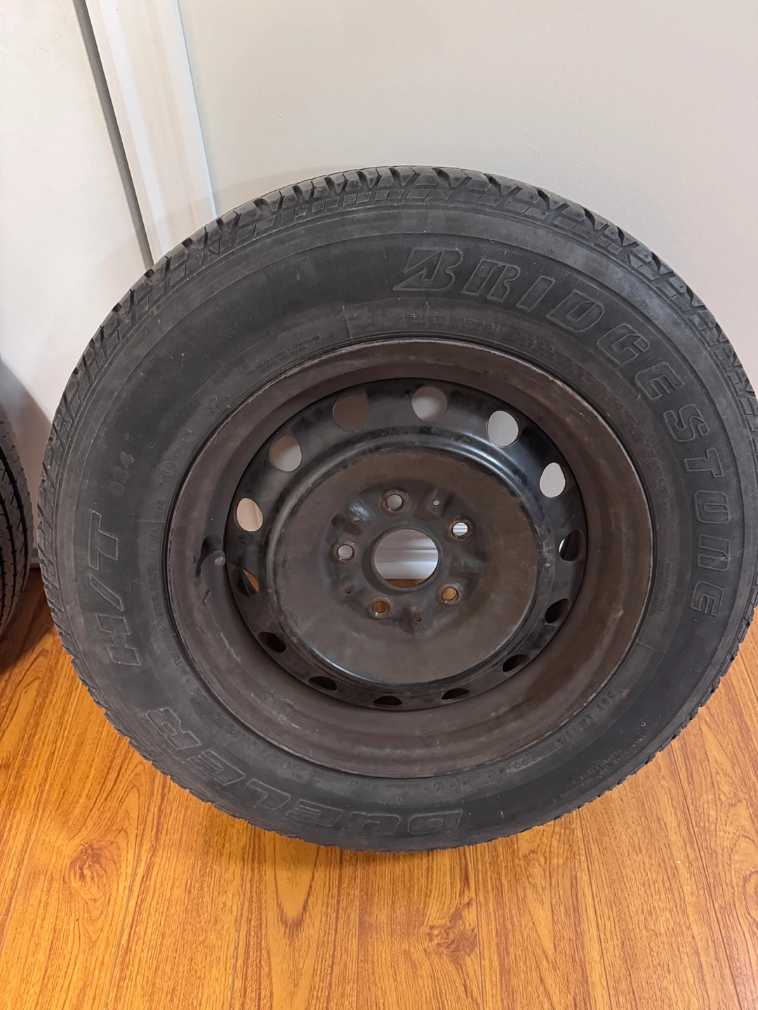 Bridgestone Dueler H/T P205/70R15 Tires - Set of 4 - photo 3