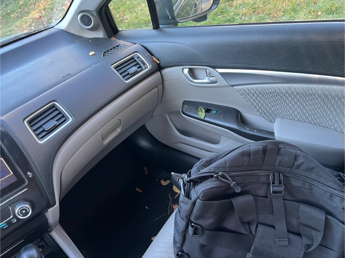 Honda Civic Car Interior - photo 4