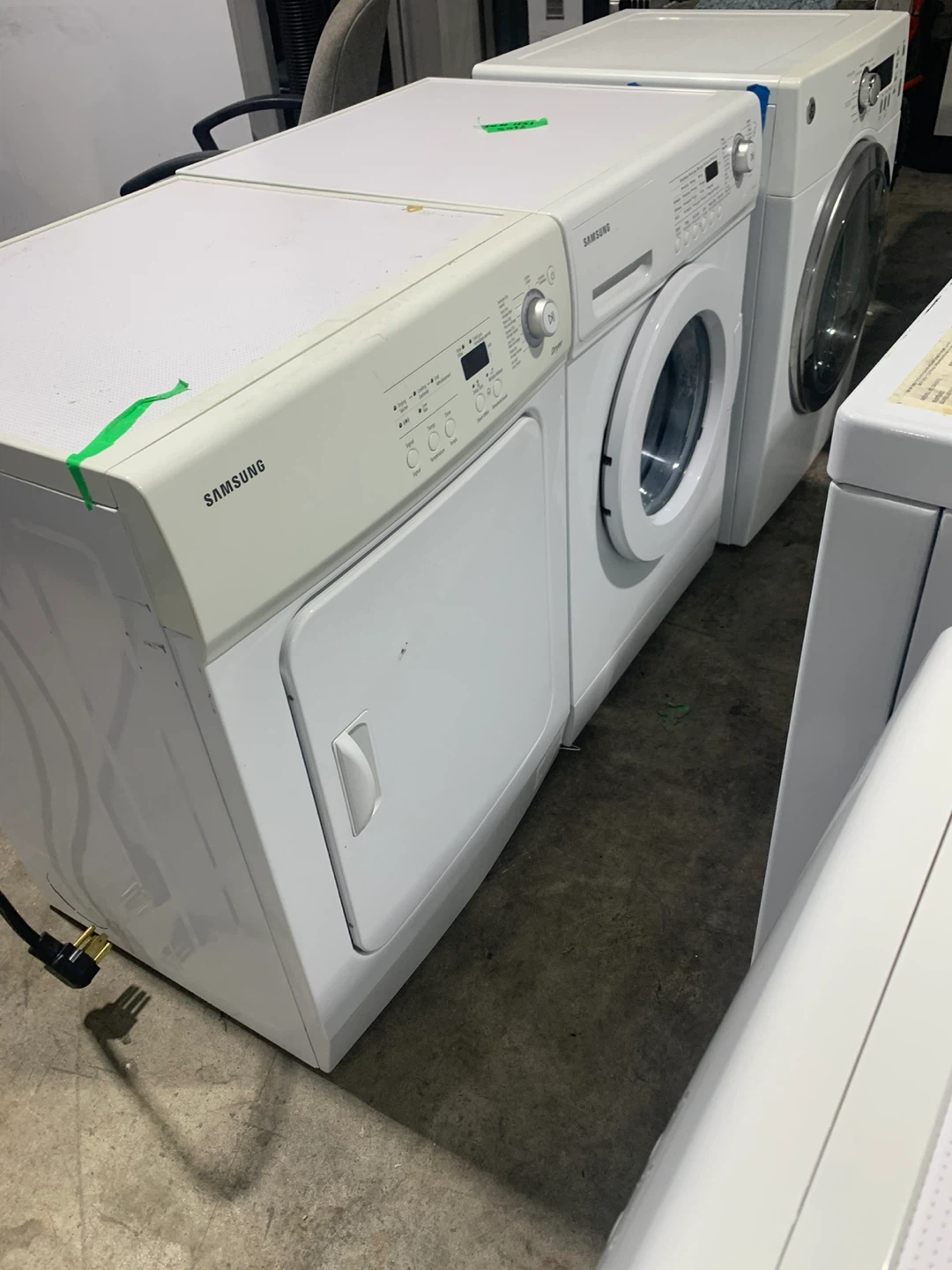 Whrilpool/GE/Samsung Washer and Dryer Set only 575/-
