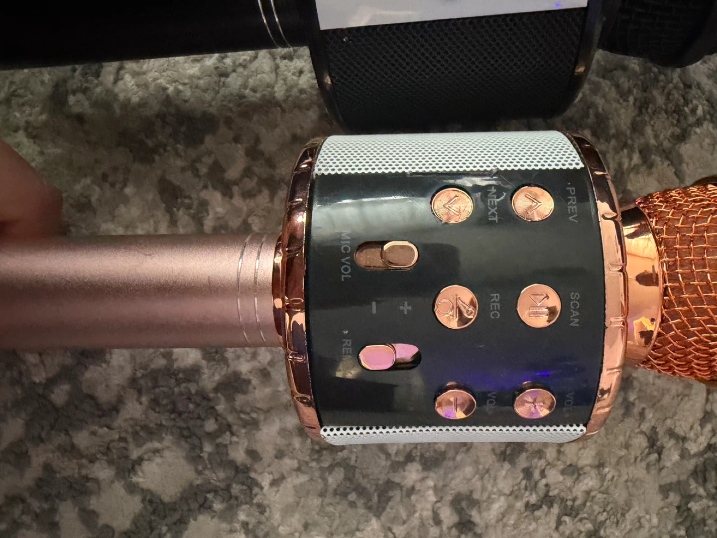 Wireless Karaoke Microphones - Black & Rose Gold - photo 3