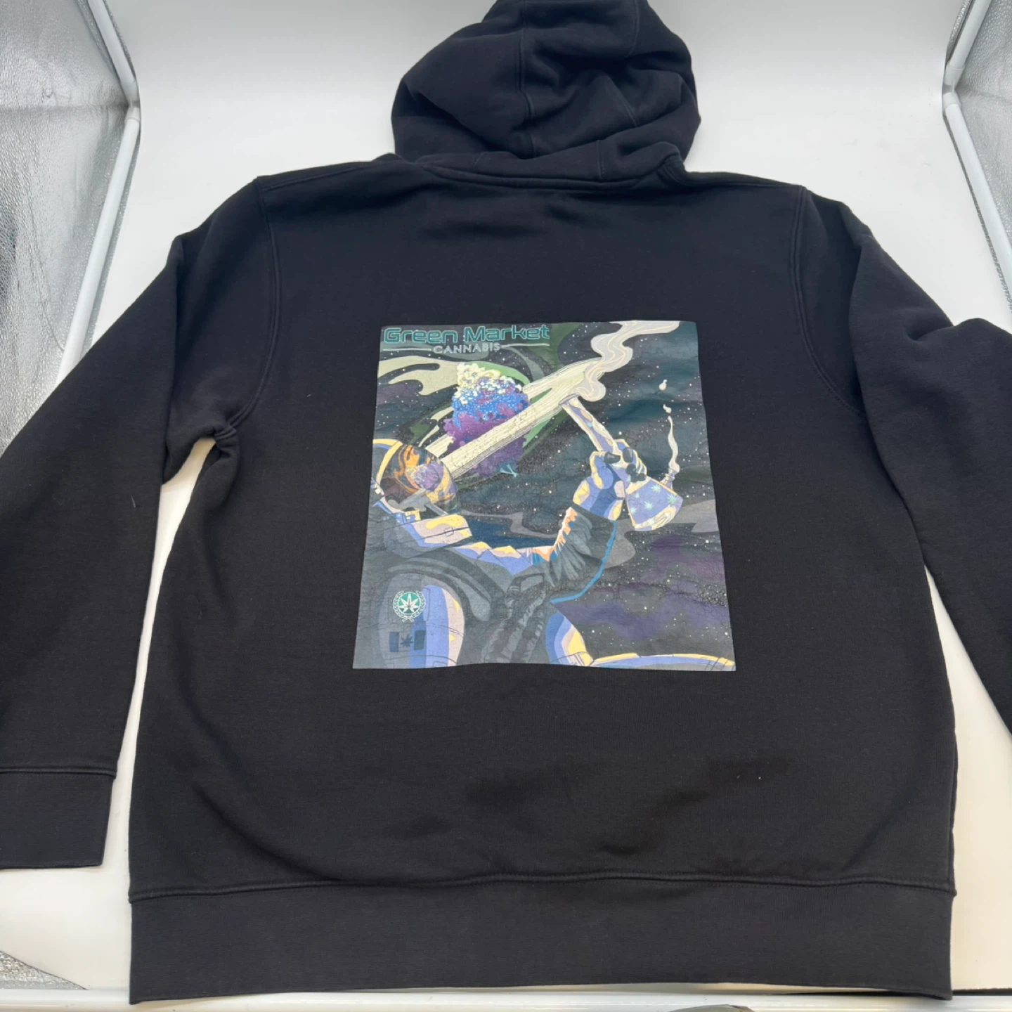 Green Market Cannabis Black Hoodie Men’s Size L Graphic Print - photo 3