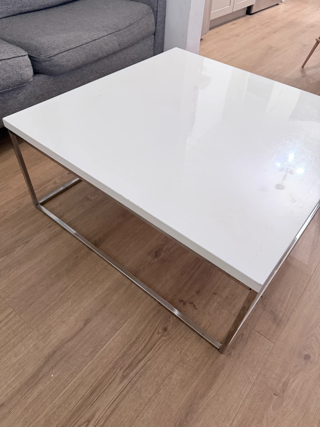 White Modern Coffee Table Square shaped 35 x 35in - photo 3