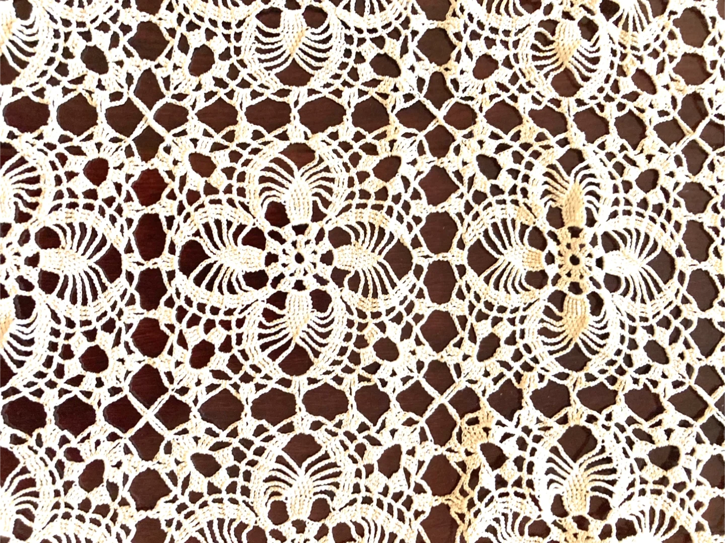 Handmade Crochet Lace Tablecloth 33”x33” - photo 3