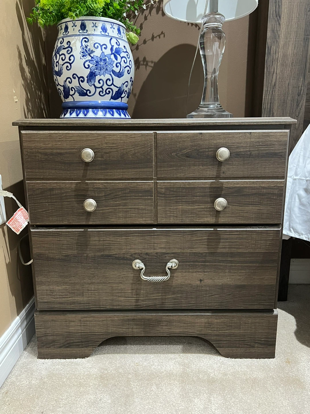 Ashley- Bedroom Set: Bed, Dresser, and Nightstand - photo 4