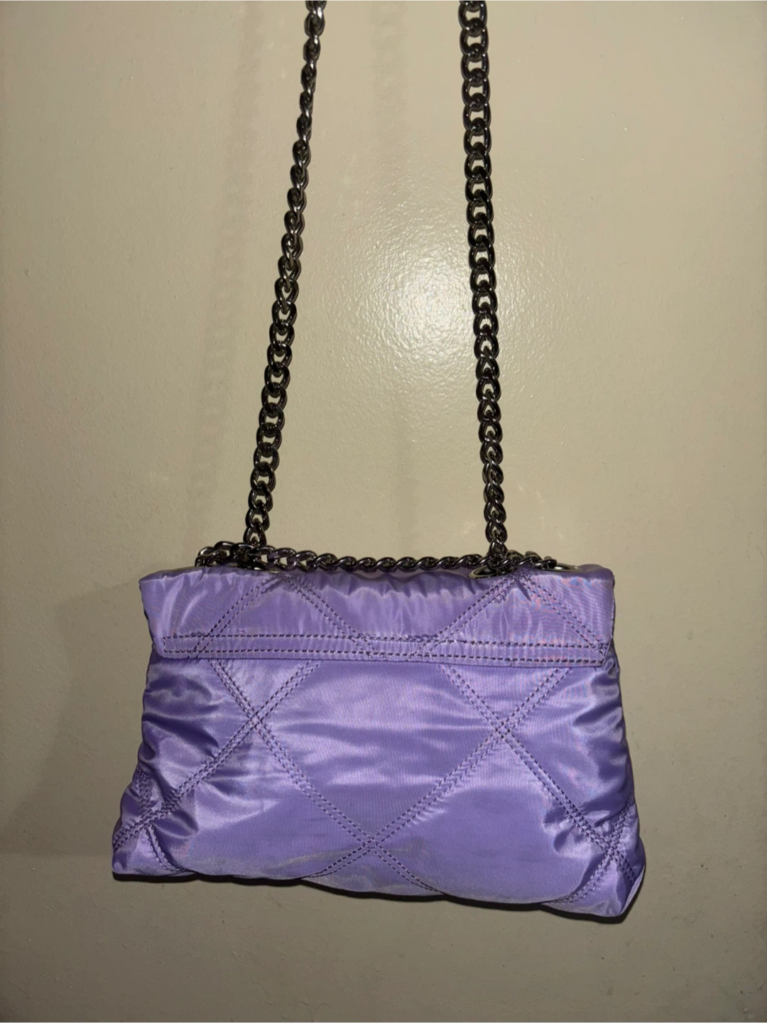 Kendall + Kylie Quilted Chain Bag - Lavender - photo 3
