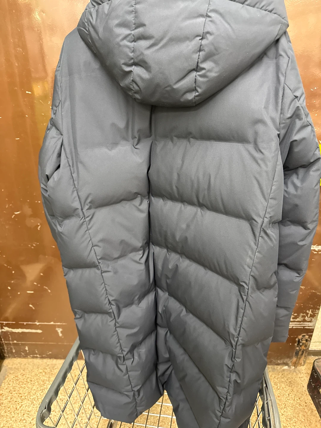 Uniqlo Down Coat - Size M - photo 4