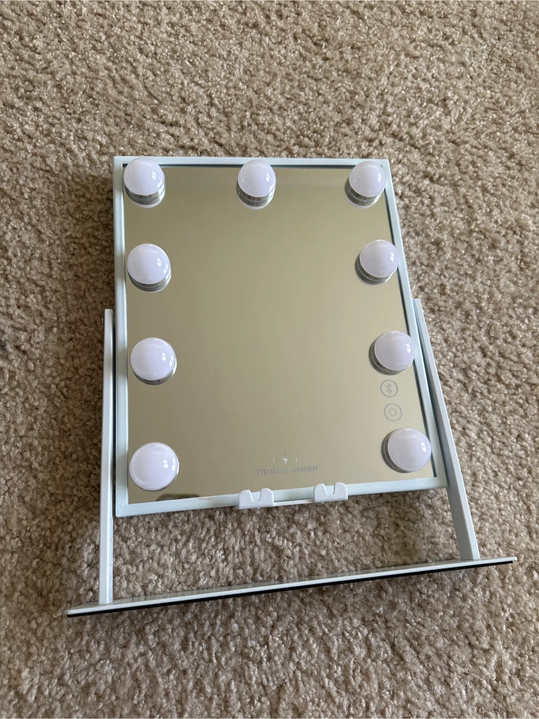 FENCHILIN Lighted Vanity Mirror