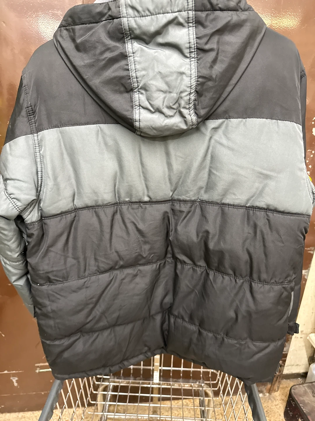 Old Navy Puffer Jacket - XL (14-16) - photo 3