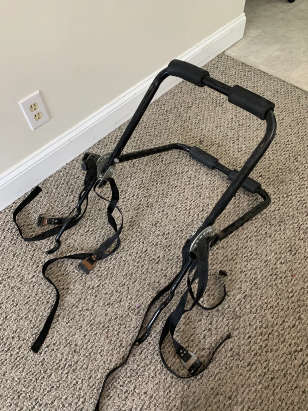 Bike Rack - Trunk Mount - Car tools for transporting bicycles