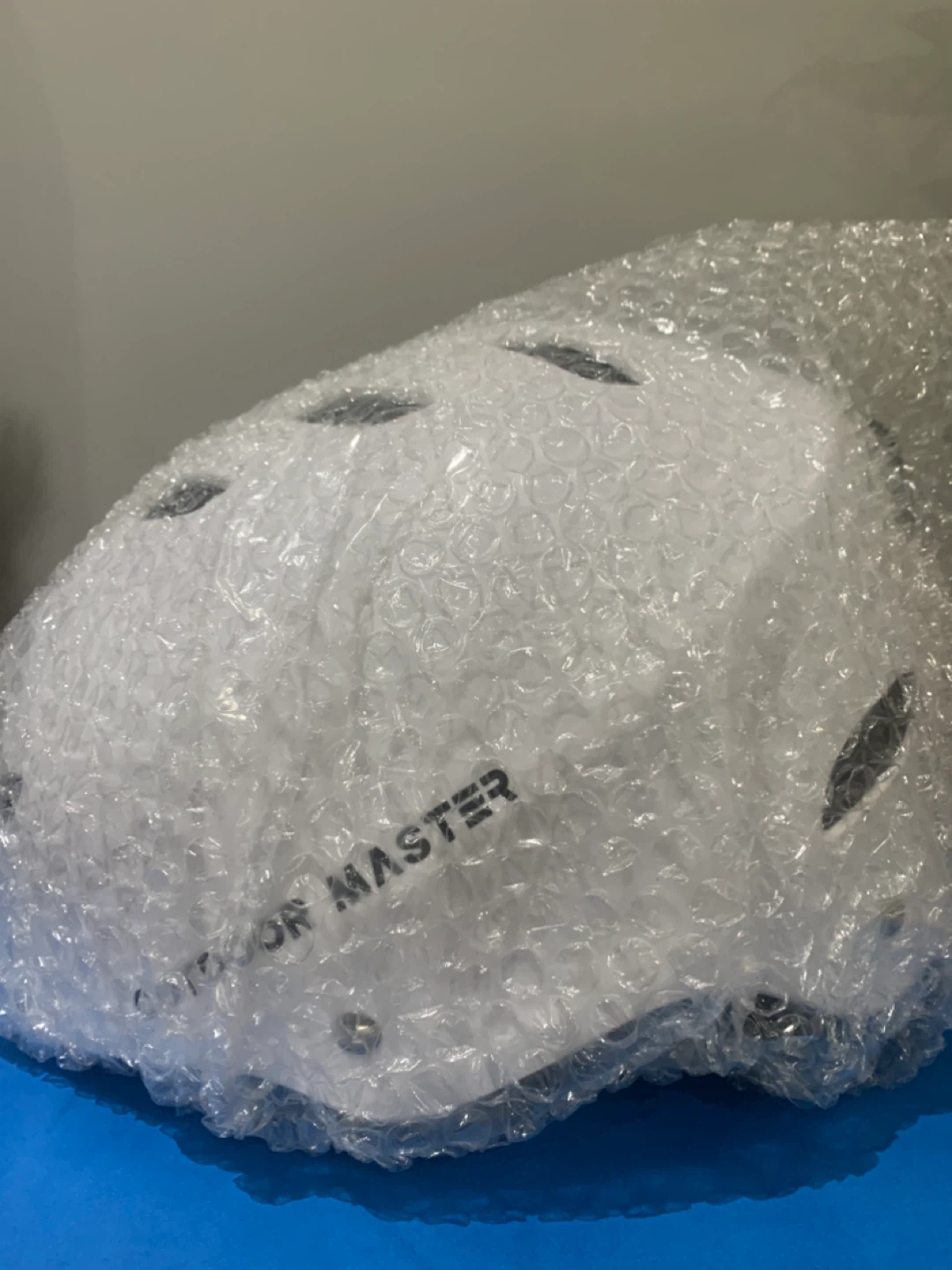 Outdoor Master Ski/Snowboard Helmet - Size M - photo 3