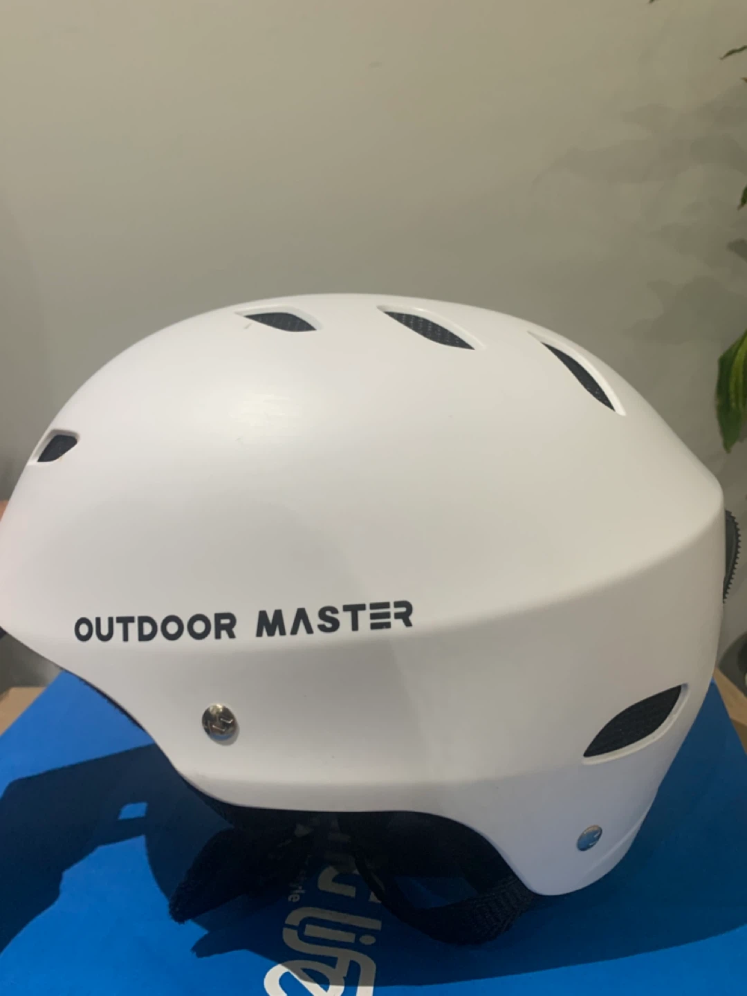 Outdoor Master Ski/Snowboard Helmet - Size M