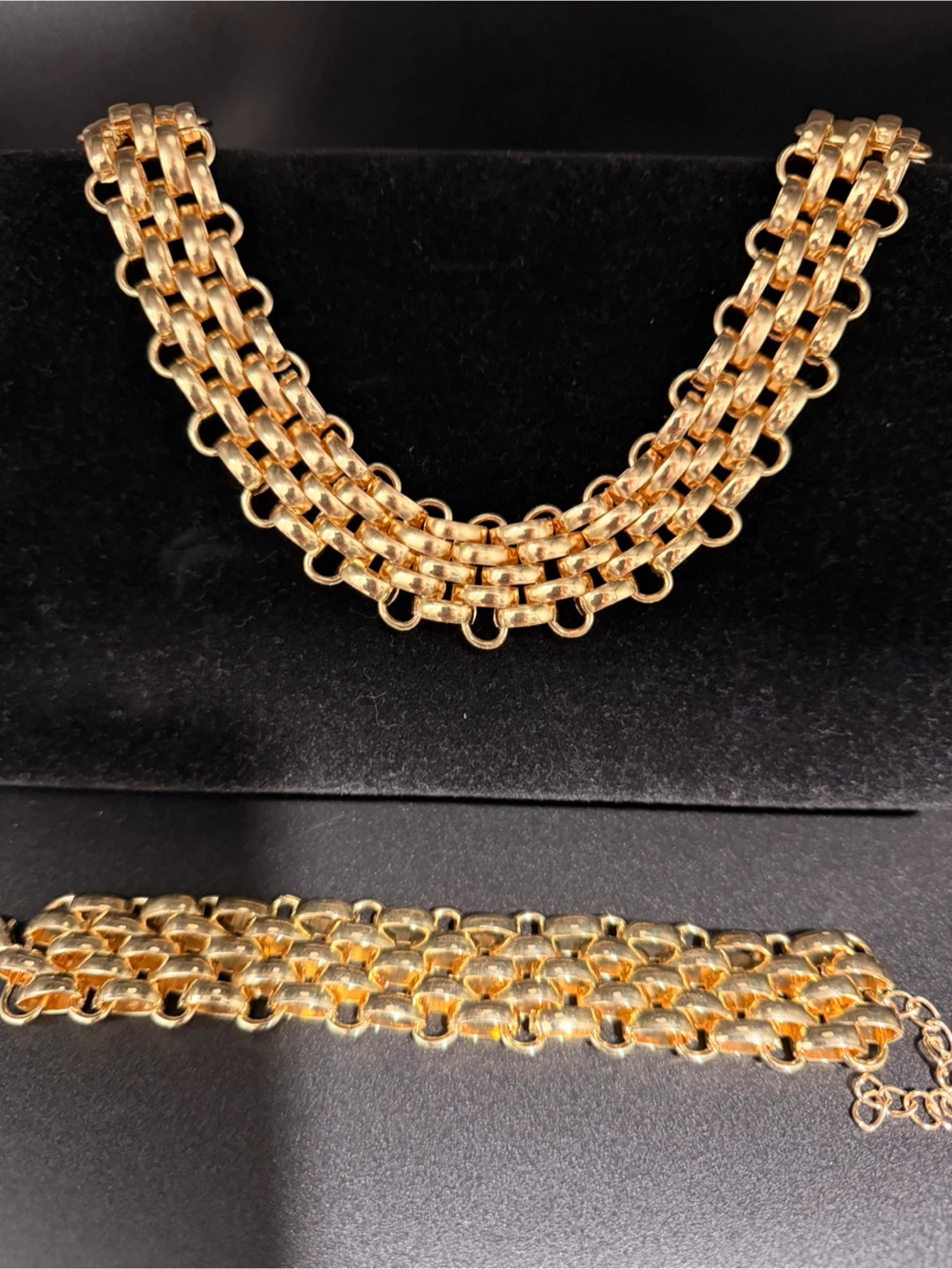 Gold Chain Necklace and Bracelet Set