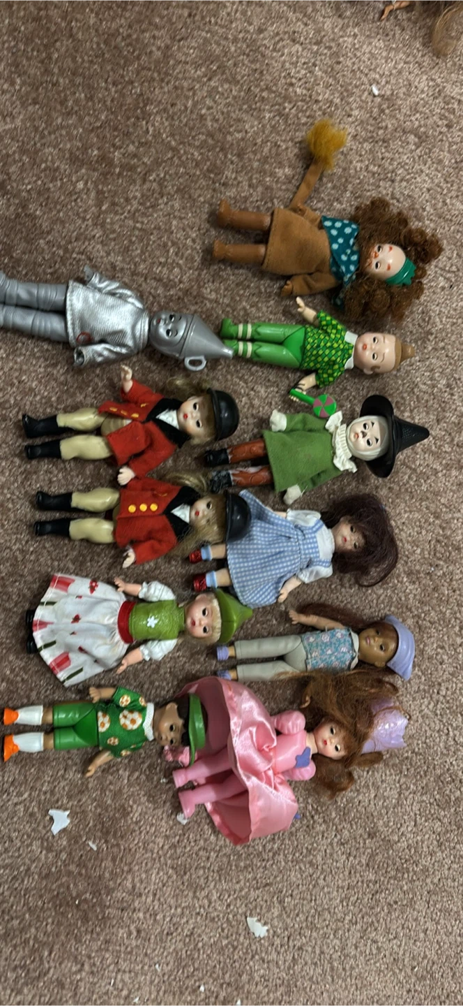 Mixed Lot of Plush Toys from McDonalds, Wizard of Oz toys sold