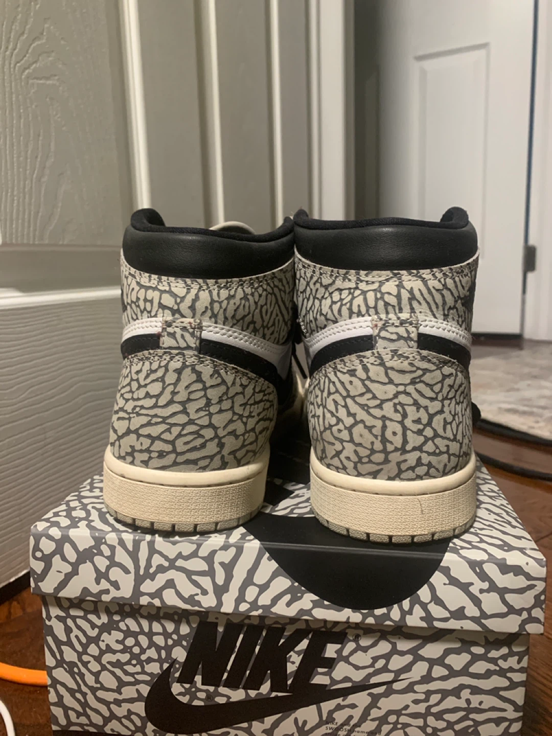 Nike Air Jordan 1 High Element Gore-Tex 'Light Bone' - photo 3