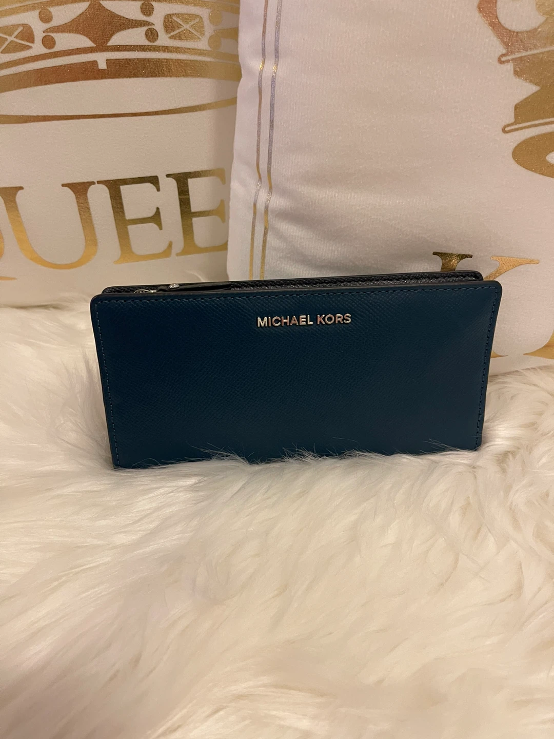 Like New: Authentic MK Large  Leather Slim Wallet