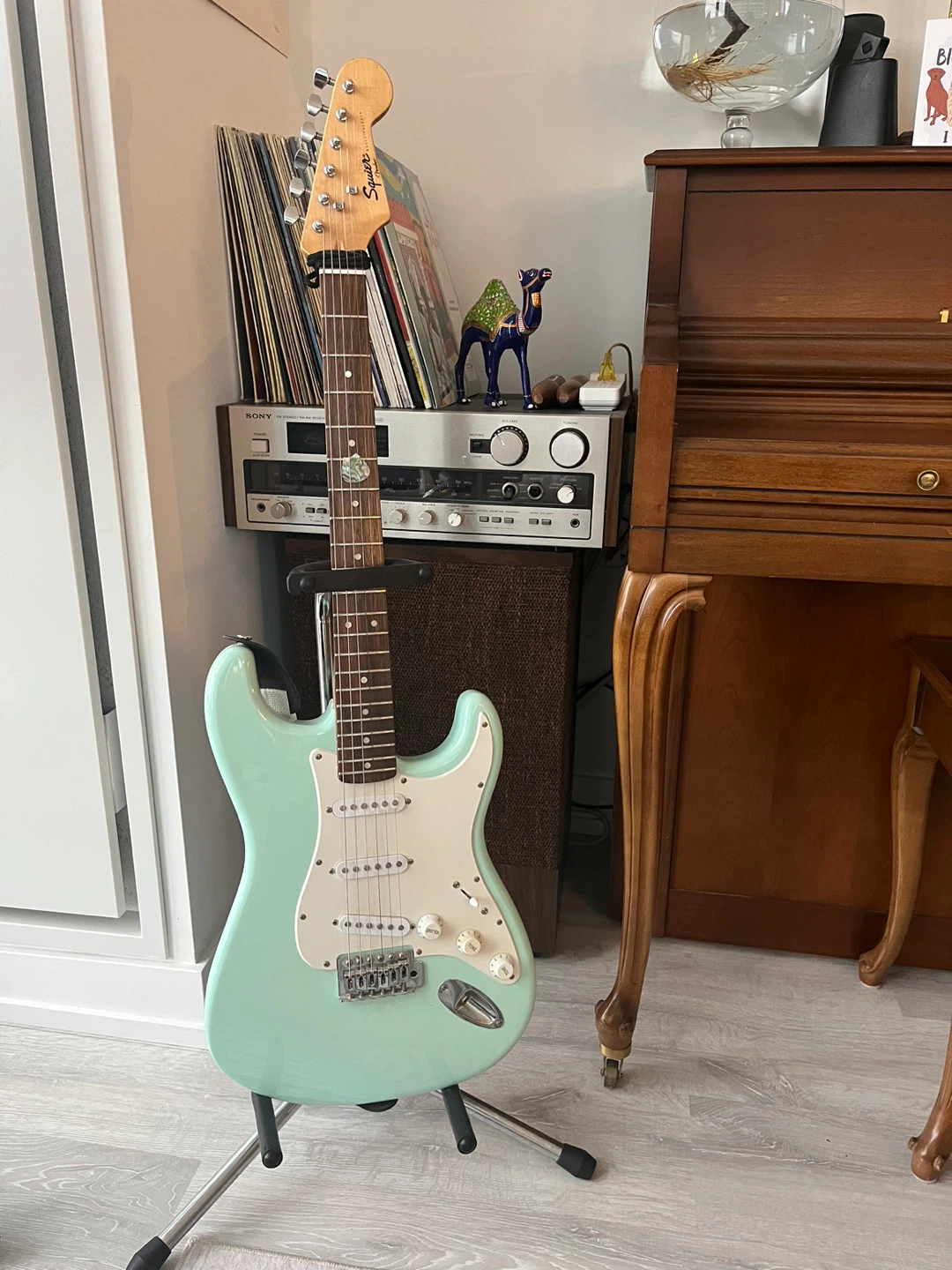 Fender Squier Bullet Strat guitar, Orange Crush Amp, Stand