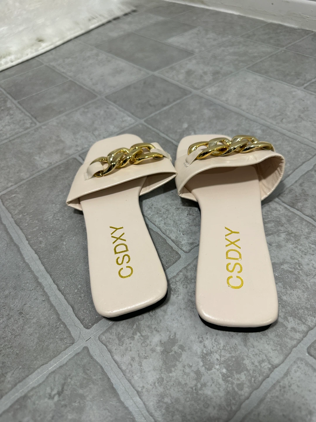 CSDXY Beige & Gold Chain Slides - Size 6 - photo 3
