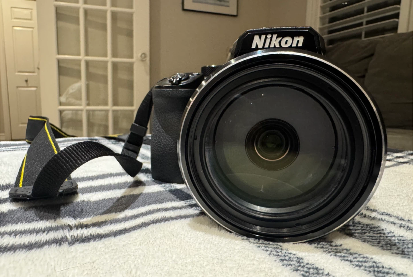 Nikon Coolpix P950 + 3 Batteries + Camera Bag + Charger - photo 2