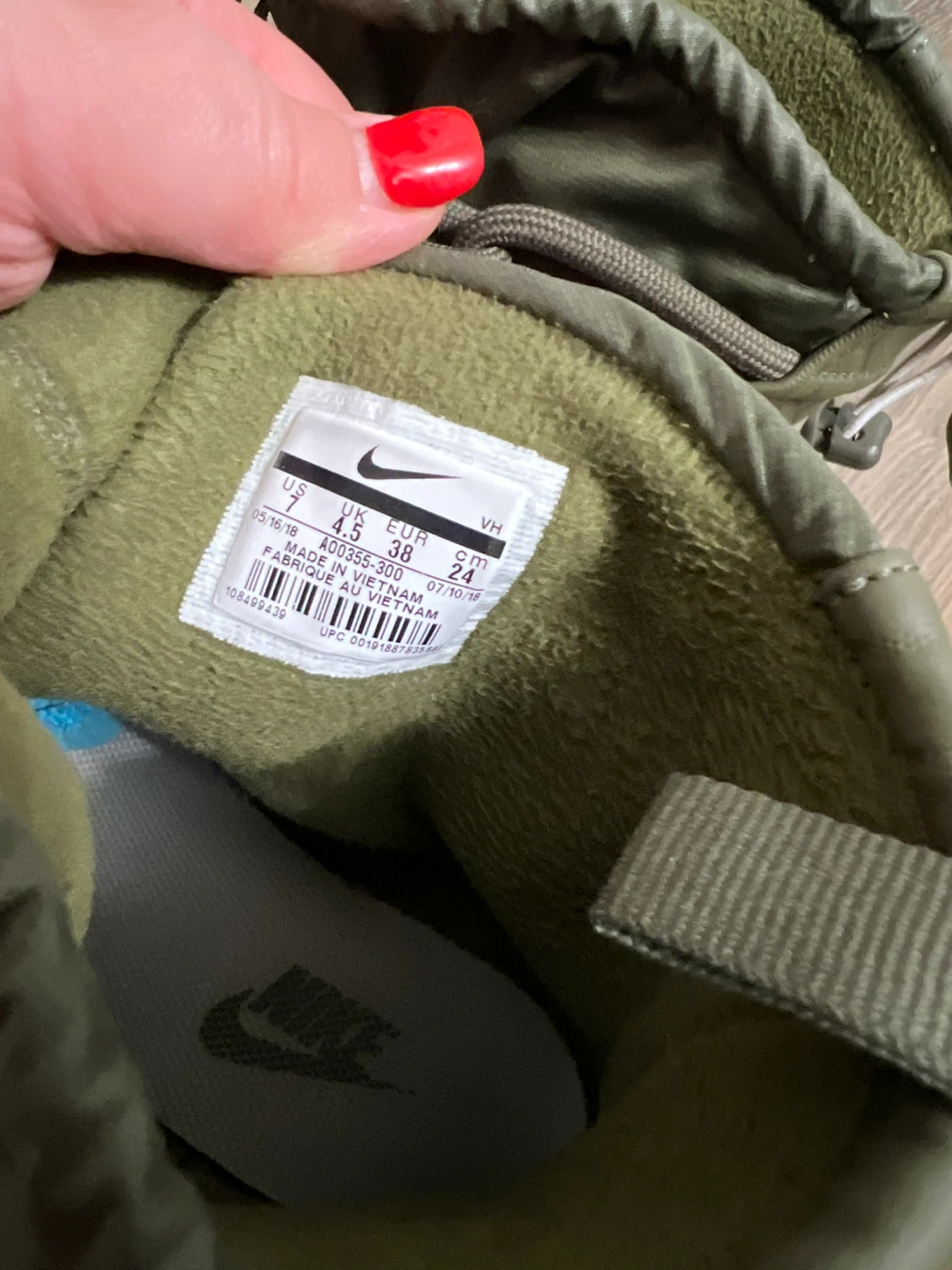 Nike Tanjun High-Rise Women's Shoes Boots Olive Green Size 7 - photo 5