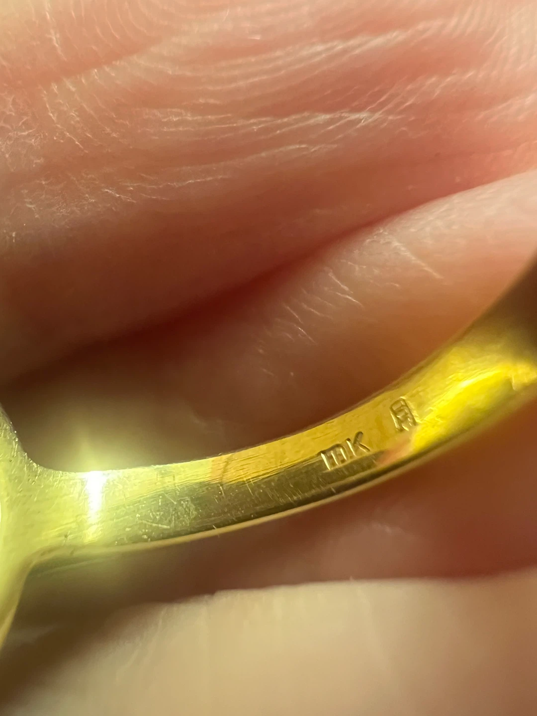 10K Gold Garnet Ring - photo 4