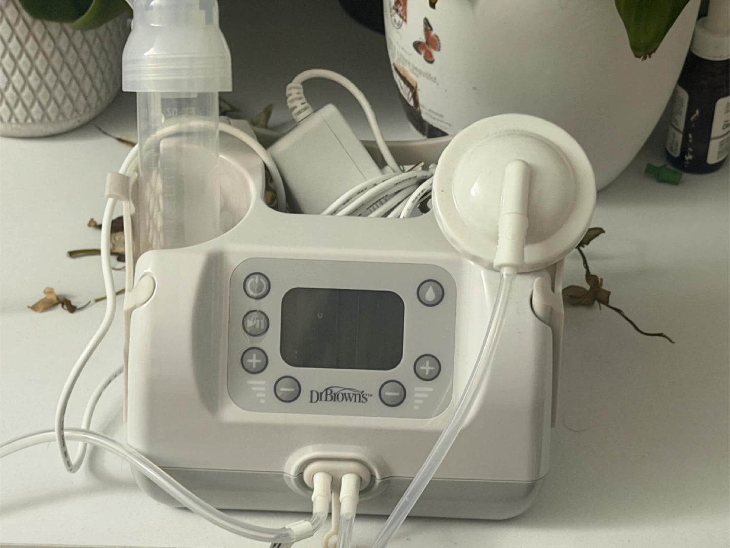 Dr. Brown's Breast Pump+ 2 different size flanges
