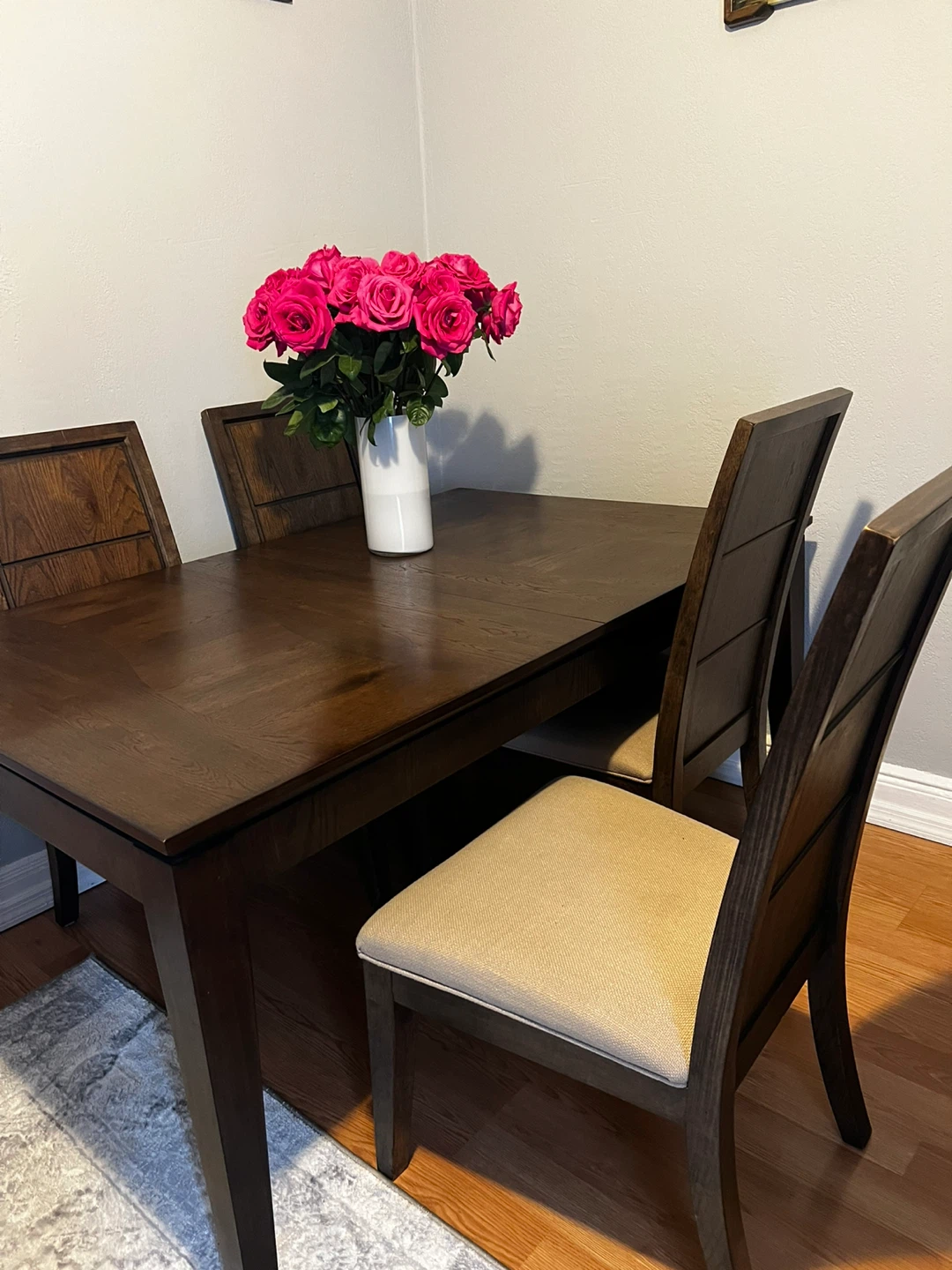 Dining Table with Four Chairs.2extra chairs new still on a box. - photo 4