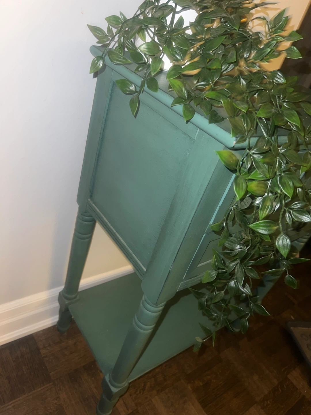 Green Accent Table with Drawers - photo 4
