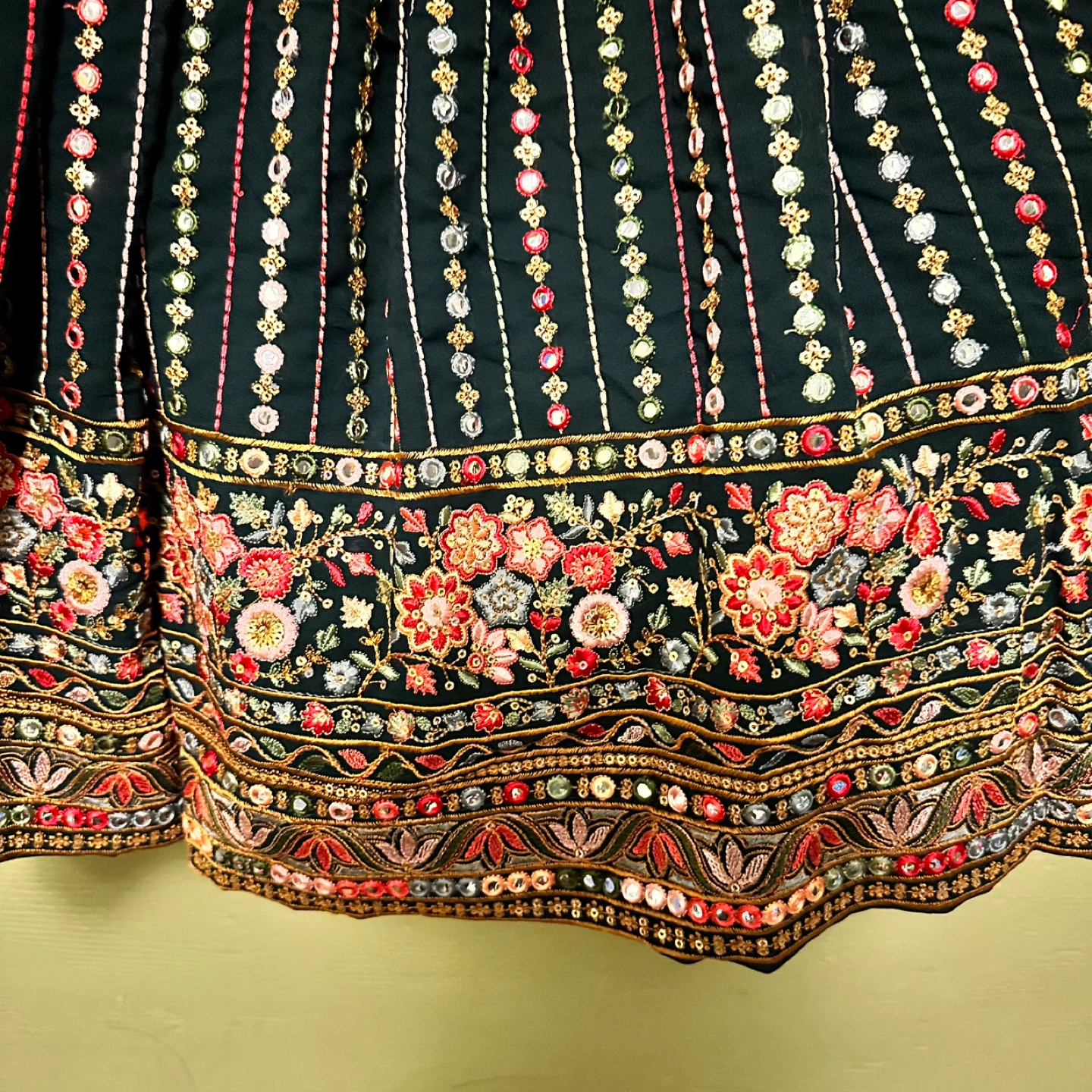 Embroidered Lehenga Skirt - photo 4