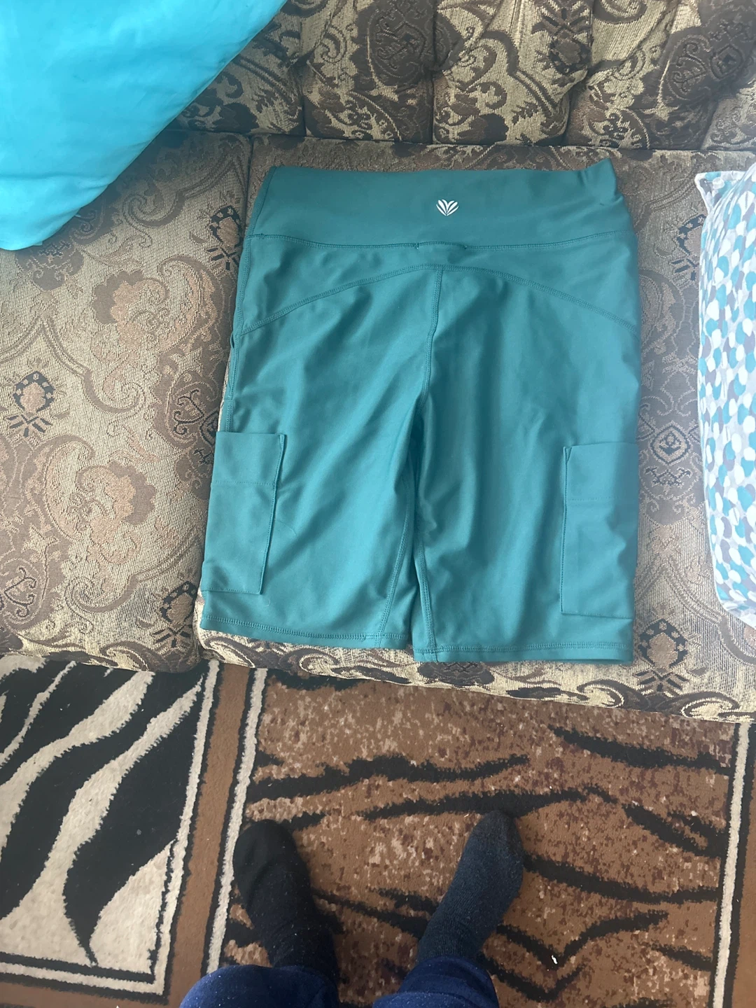 Forever 21 Teal Cargo Shorts - Size Large - photo 2