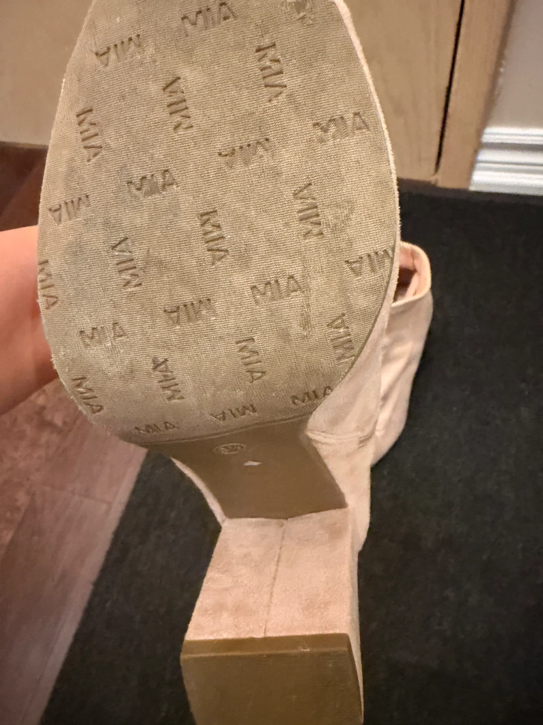 MIA Avril Peep Toe Booties - Size 8.5M🏆 - photo 3