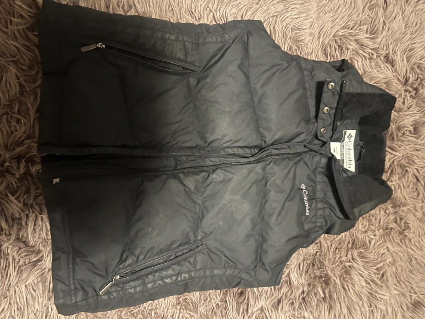 Columbia Women's Puffer Vest - Size L