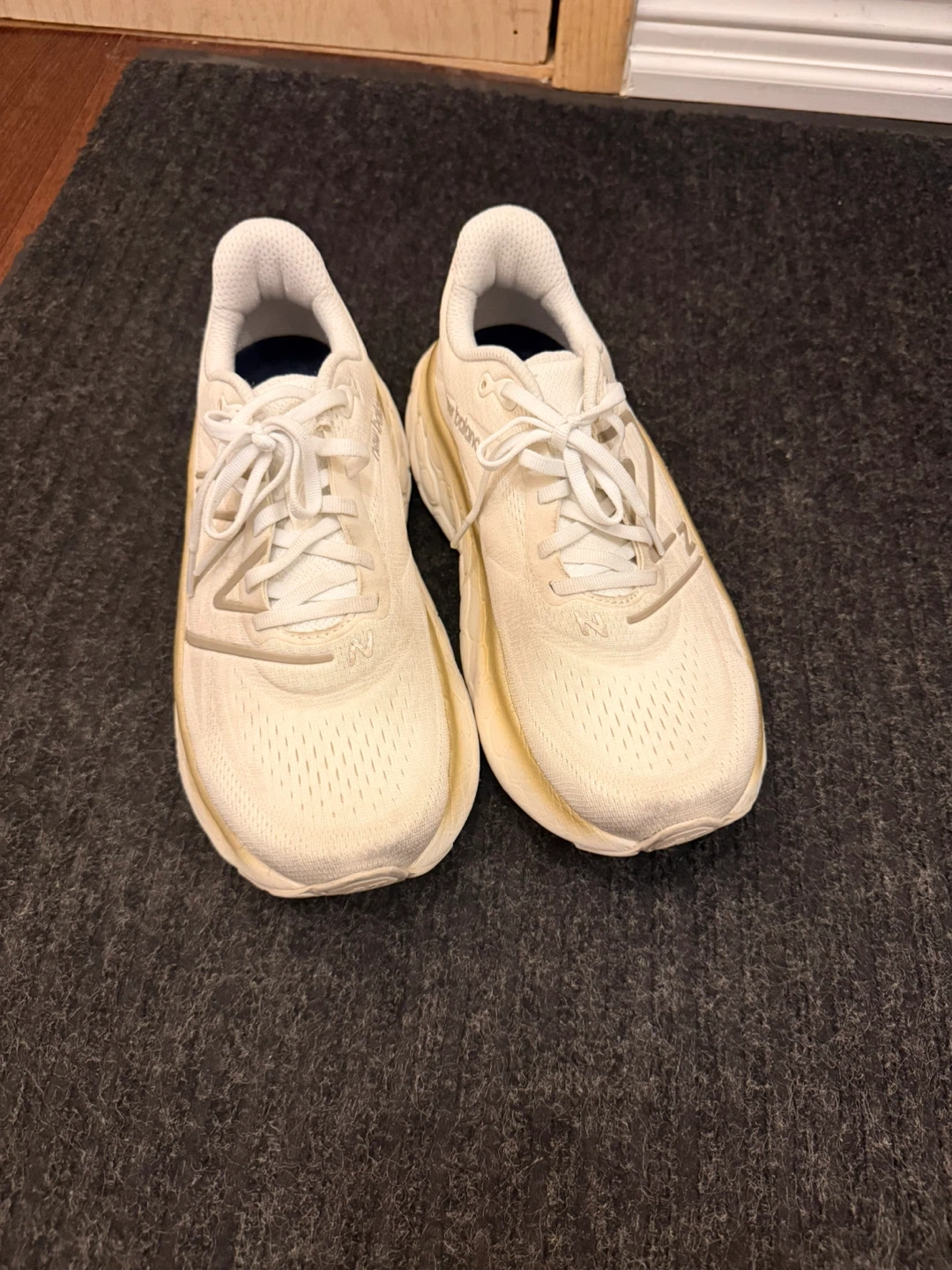 New Balance More v4 Women's Running Shoes - US 9🏆 - photo 2