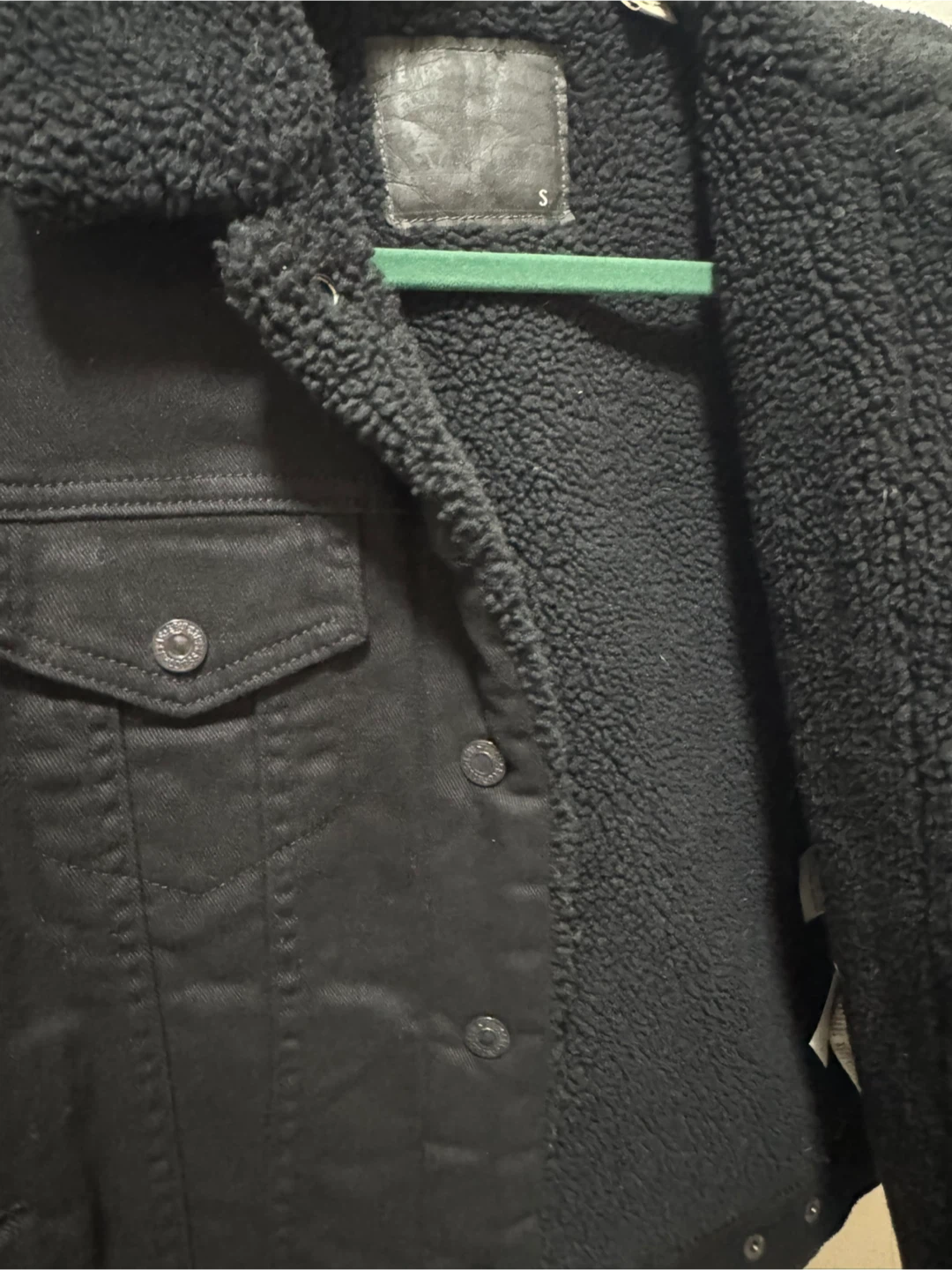 Levi's Black Sherpa Trucker Jacket - Size S - photo 3