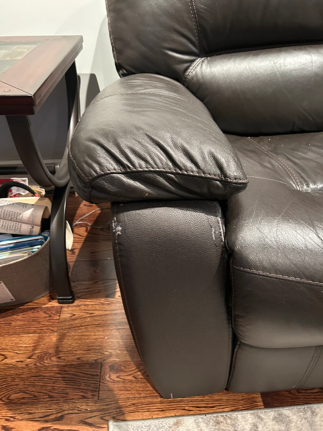 FREE🎁 Brown Leather Reclining Sofa - photo 2