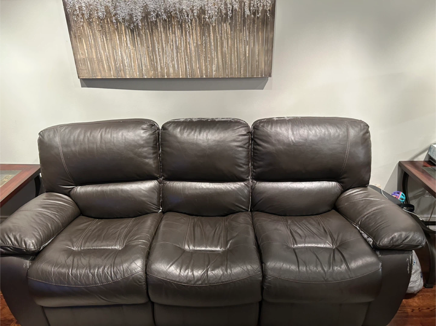 FREE🎁 Brown Leather Reclining Sofa