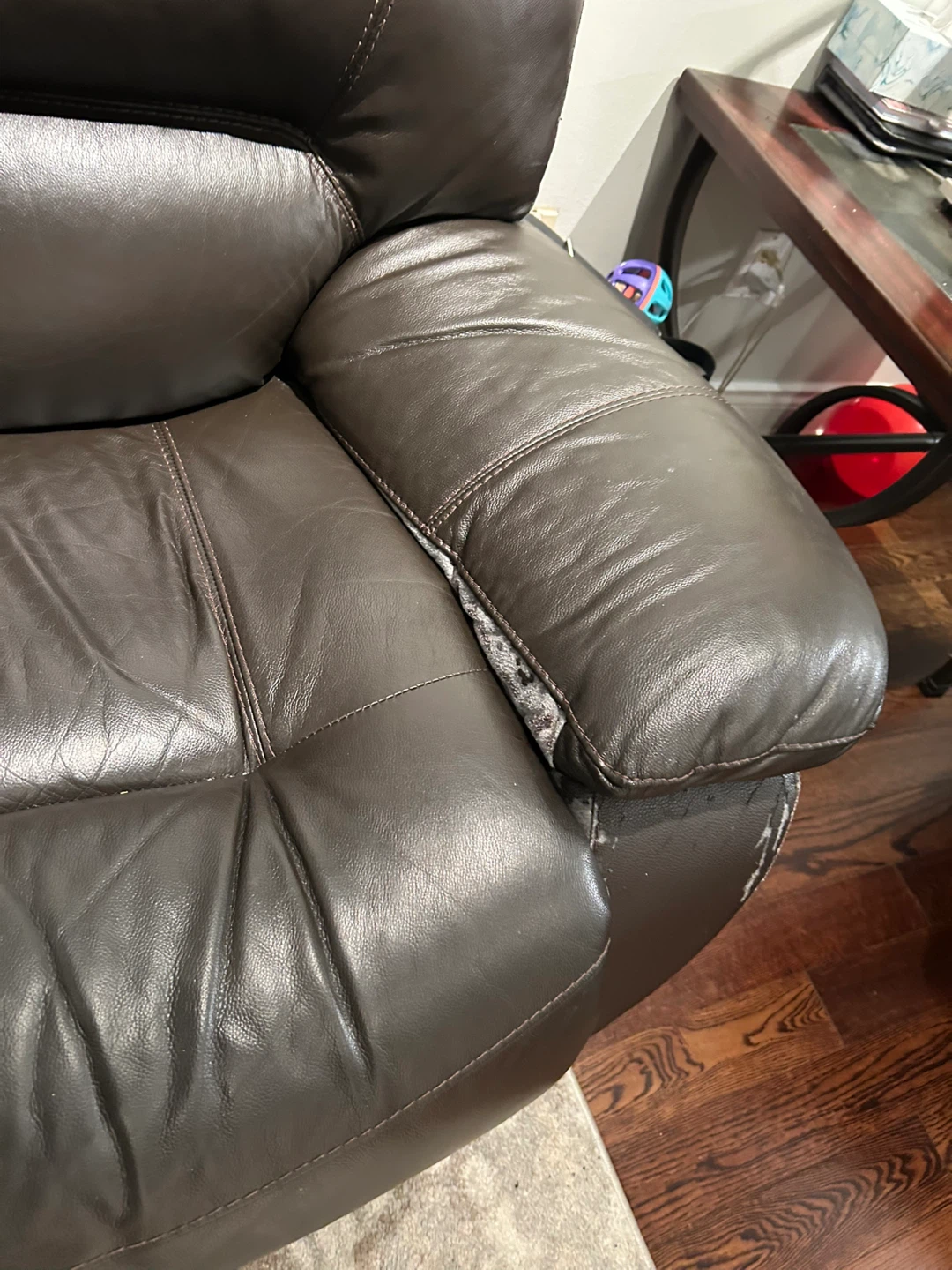 FREE🎁 Brown Leather Reclining Sofa - photo 3