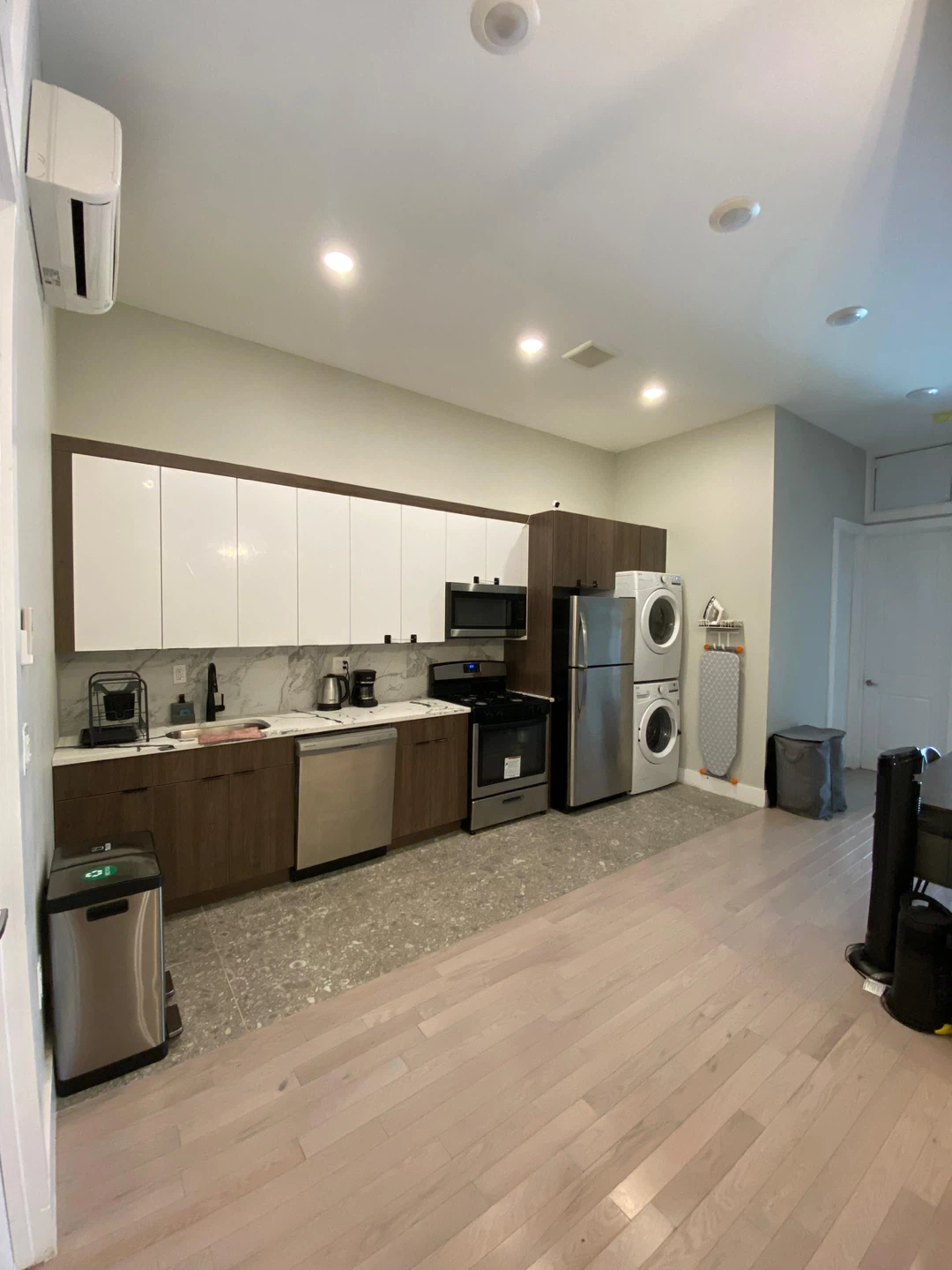 Room for Rent - Amazing Roommates - photo 4